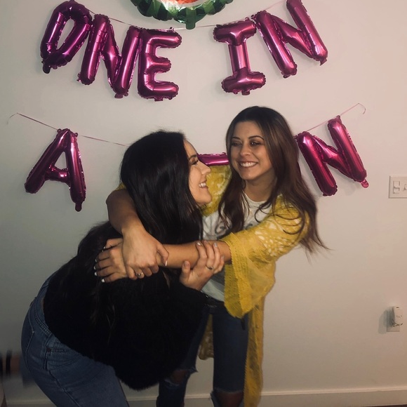 Yellow Lace Duster - Picture 5 of 7